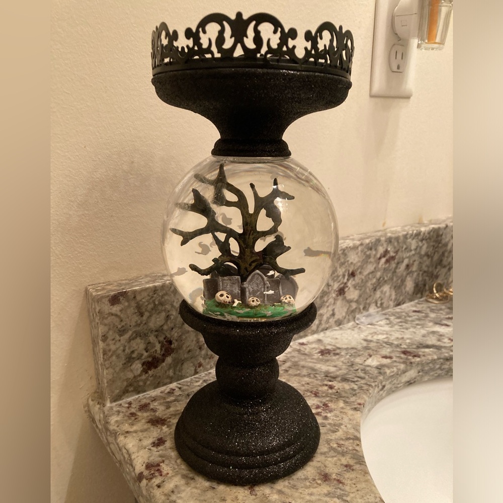 Lighted Halloween Globe candle holder